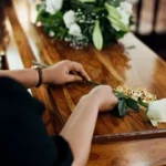 Adolescente muere tras recibir aire a presión durante ‘broma’ mortal