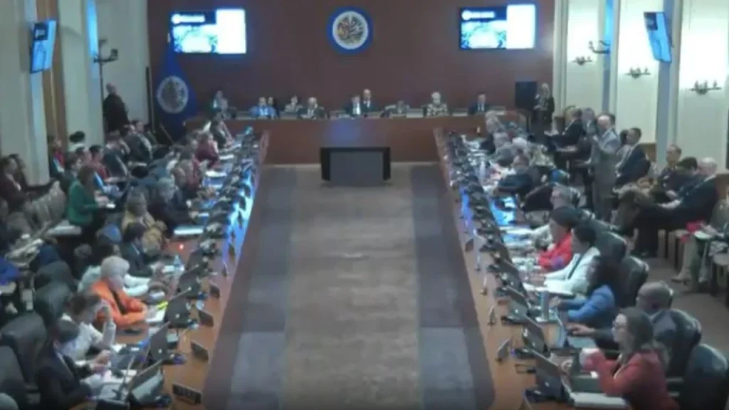 OEA pide elecciones limpias y democráticas en Honduras en sesión extraordinaria