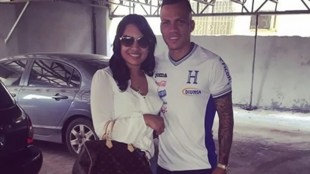 Esposa de Arnold Peralta conmueve con confesión a 10 años de muerte del jugador