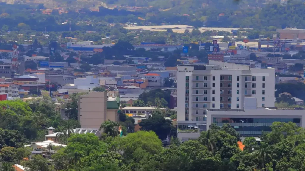 Clima en Honduras hoy: ambiente seco, lluvias aisladas y calor extremo en el sur
