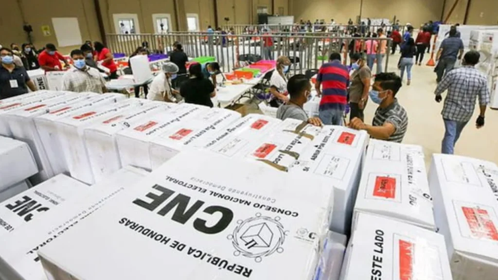 CNE realiza verificación visual de actas correspondiente a nivel de diputados