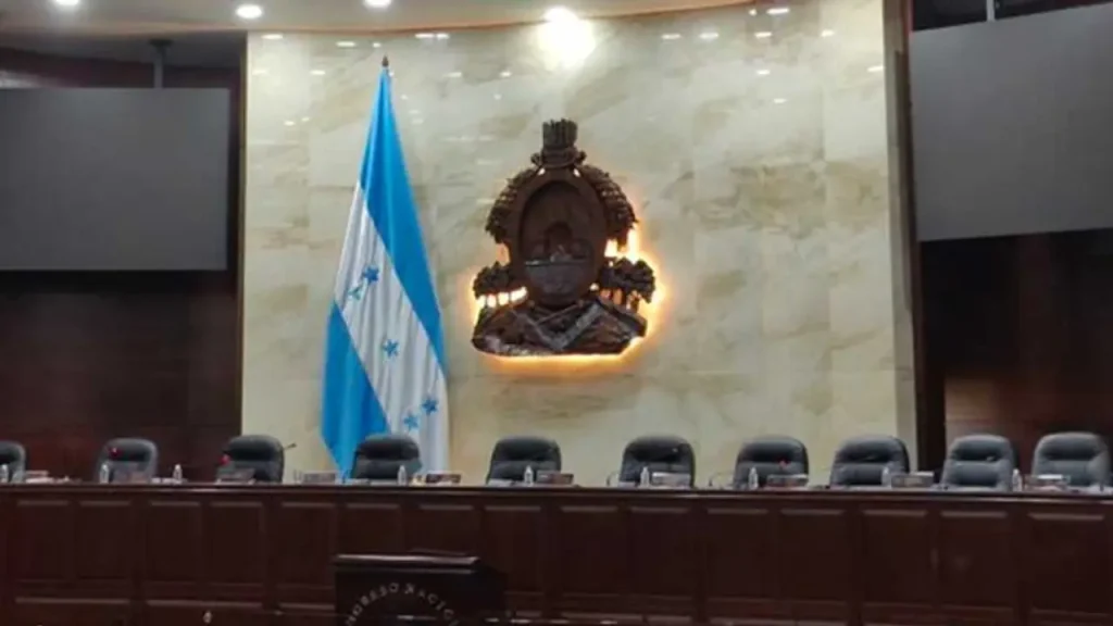 Partido Liberal buscará la presidencia del Congreso; PN dice que le corresponde
