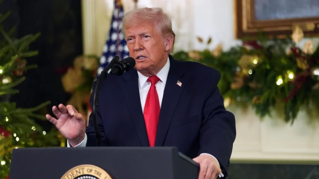 Con popularidad a la baja, Trump exagera logros en discurso a la nación