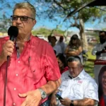 Nuevo giro para esposo de Rixi Moncada: se aleja de la diputación en Choluteca