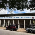 Estadio de Lepaera vuelve a llevar el nombre de Juan Orlando Hernández