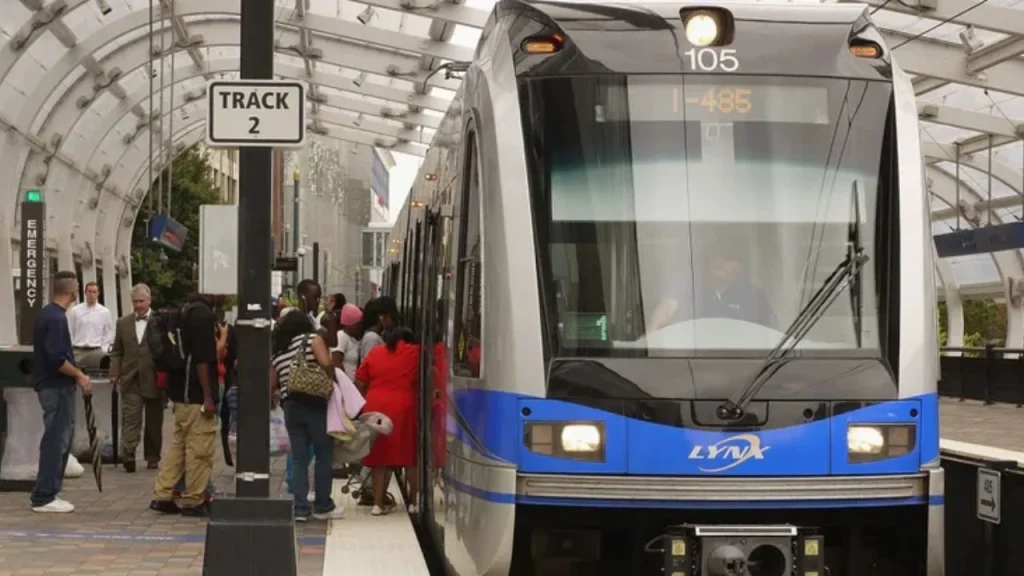 Hondureño es capturado tras ataque grave a un hombre en tren de Charlotte