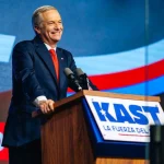 José Antonio Kast gana elecciones presidenciales en Chile con amplia ventaja