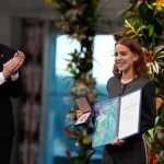 Hija de María Corina Machado recibe en su nombre el Premio Nobel de la Paz