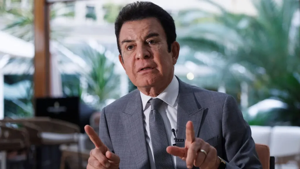 Nasralla dice que odia a los comunistas y pide que lo dejen de vincular con Libre