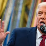 Trump ordena bloqueo total a petroleros que entren y salgan de Venezuela