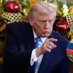 El periodista Tucker Carlson afirma que Trump anunciará la guerra con Venezuela esta noche