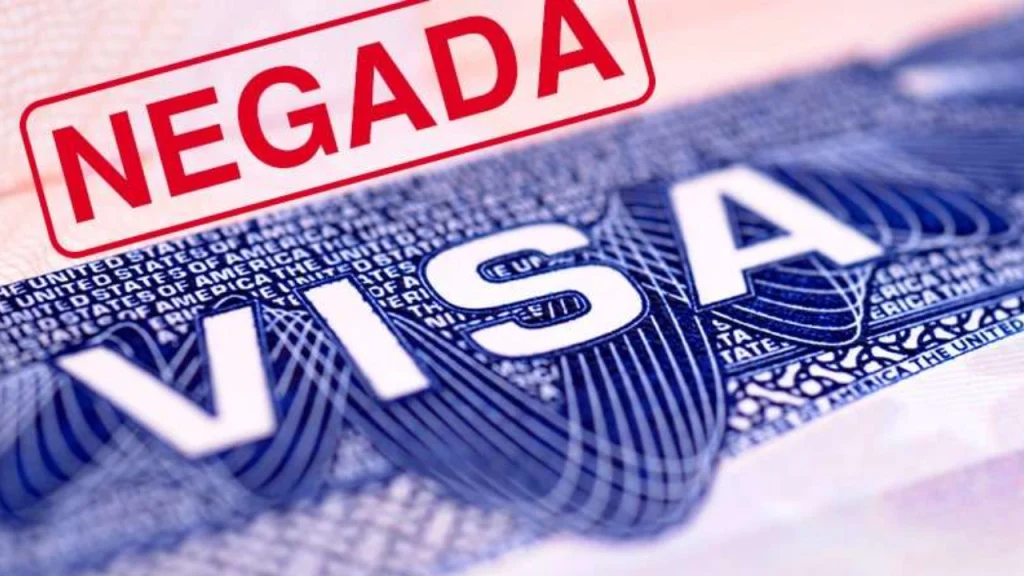 Trump instruye a negar visas personas que hayan tenido estos empleos