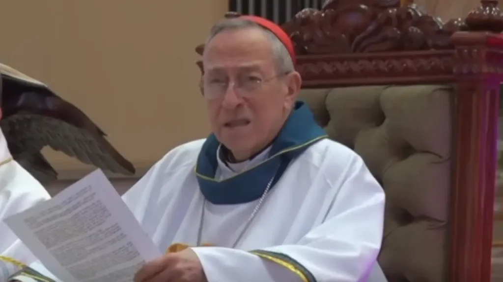 Cardenal Óscar Rodríguez llama al Gobierno a una transición pacífica en Honduras
