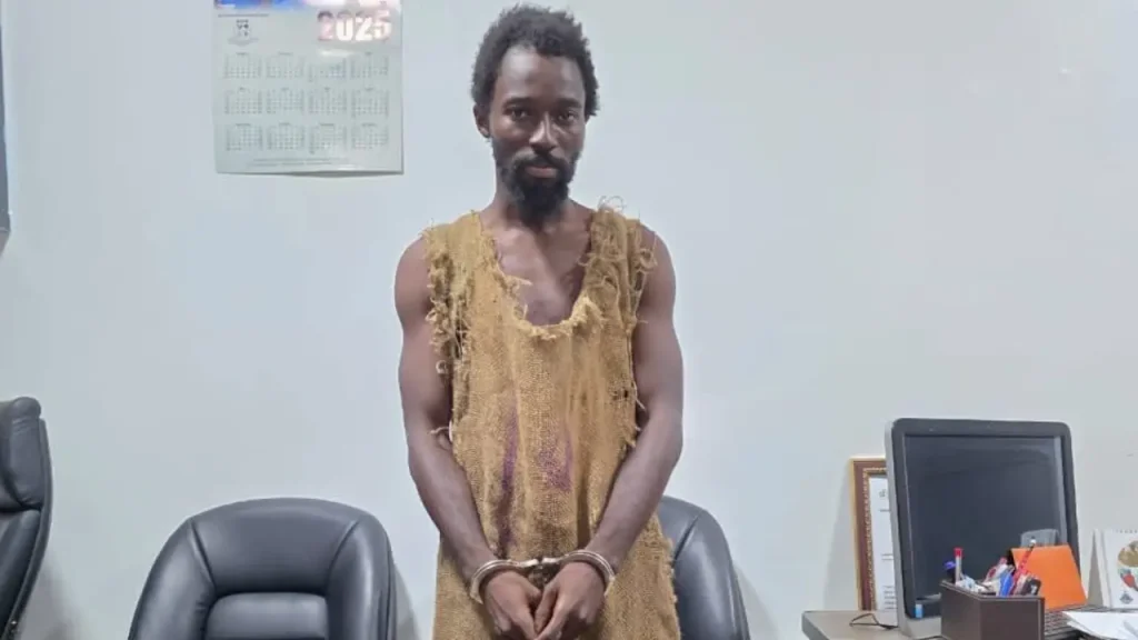 Detienen a falso profeta por difundir profecía falsa y generar pánico en Ghana