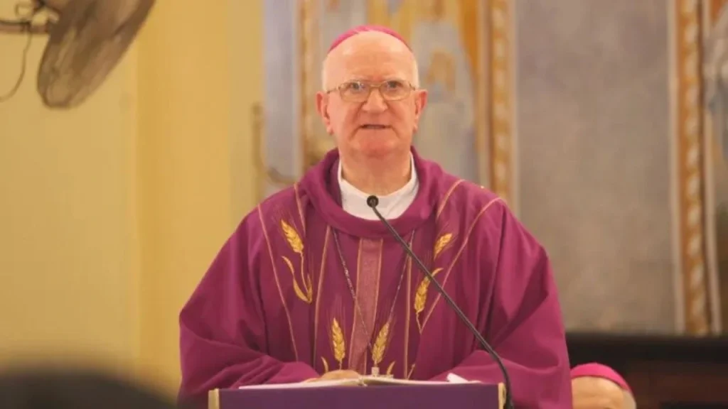 Monseñor Lenihan: ‘Esperamos un gobierno nuevo en todo, no solo en rostros’